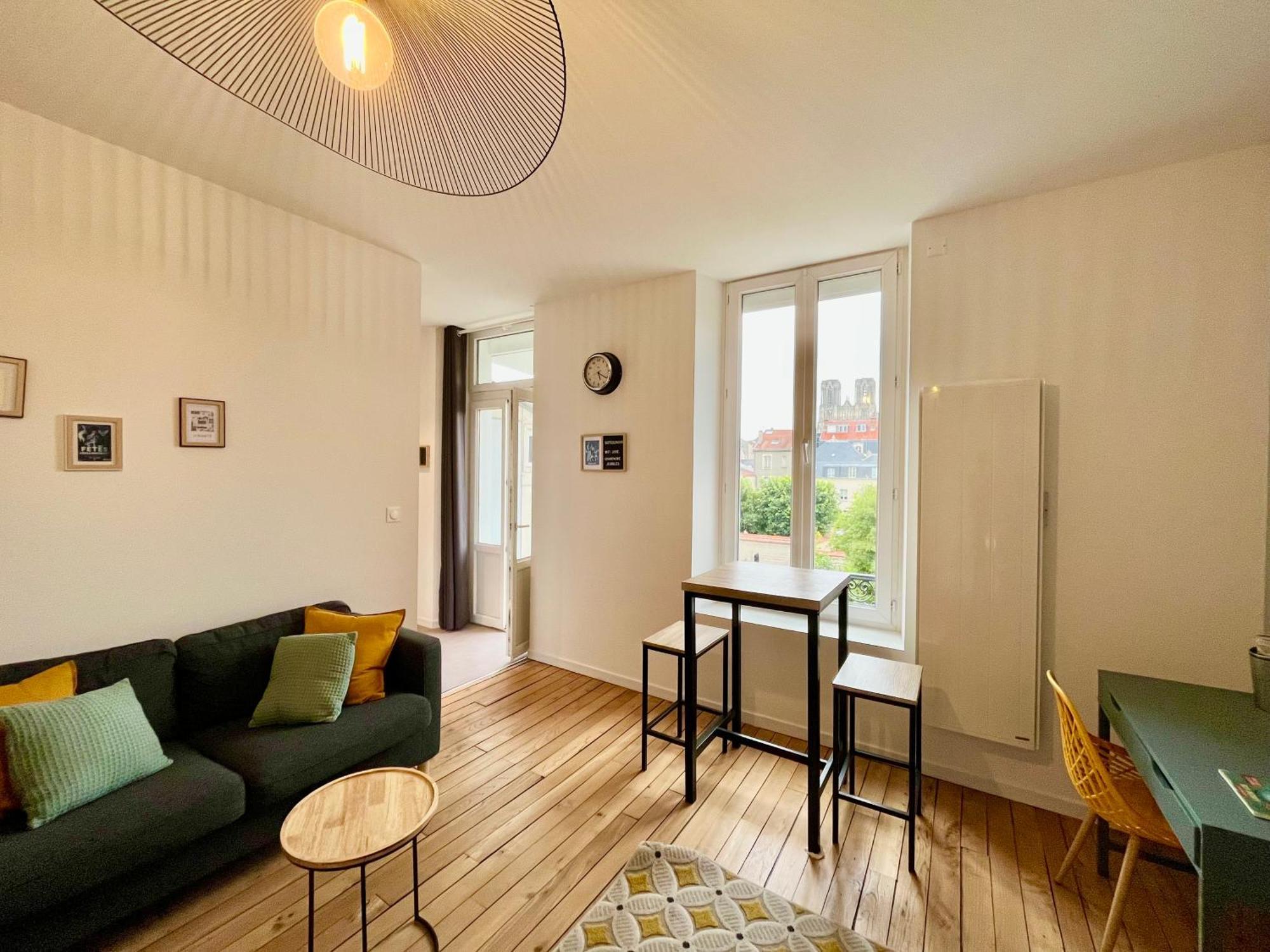Suite Clovis 6 Remeš Exteriér fotografie